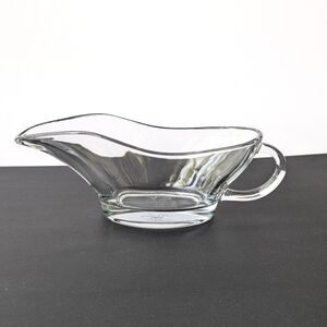 Anchor Hocking Elegant Clear Glass Gravy Boat 10oz. Minimalist Contemporary